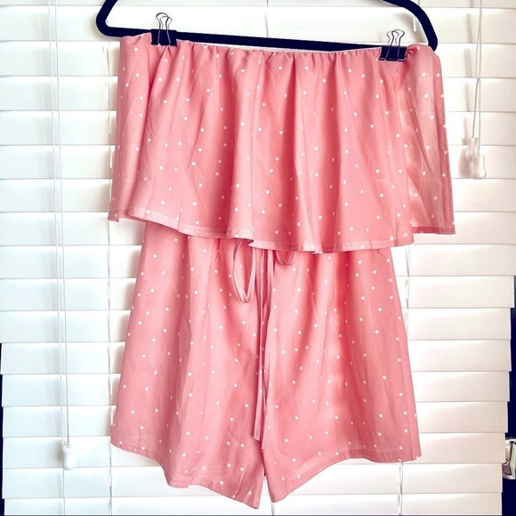 Super cute Private Label Peach Polka Dot Romper! Sz S 👙🏖☀️🛍 - Picture 5 of 17